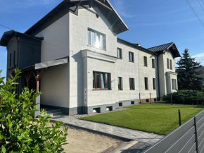 dom nad rzeka